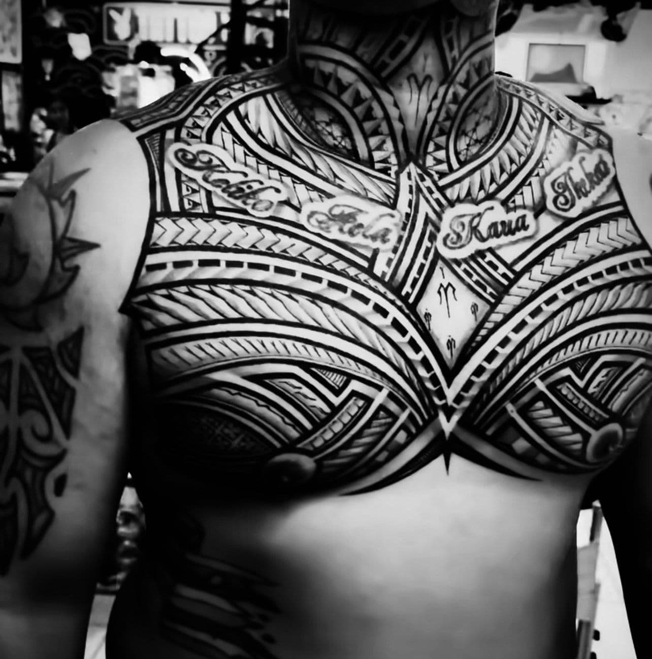 Explore Large-Scale Hawaiian Tribal Tattoos at Aloha Tattoo